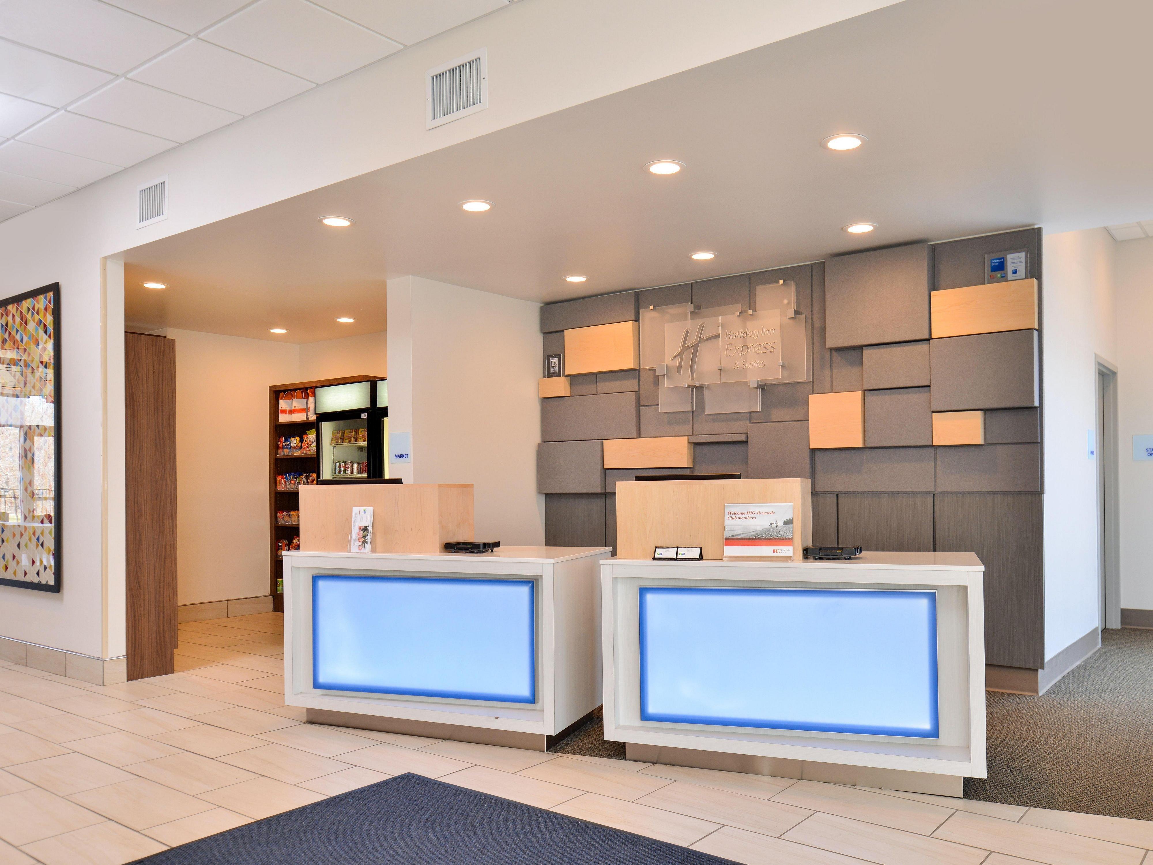 Holiday Inn Express & Suites - Brighton South - Us 23 By Ihg Buitenkant foto