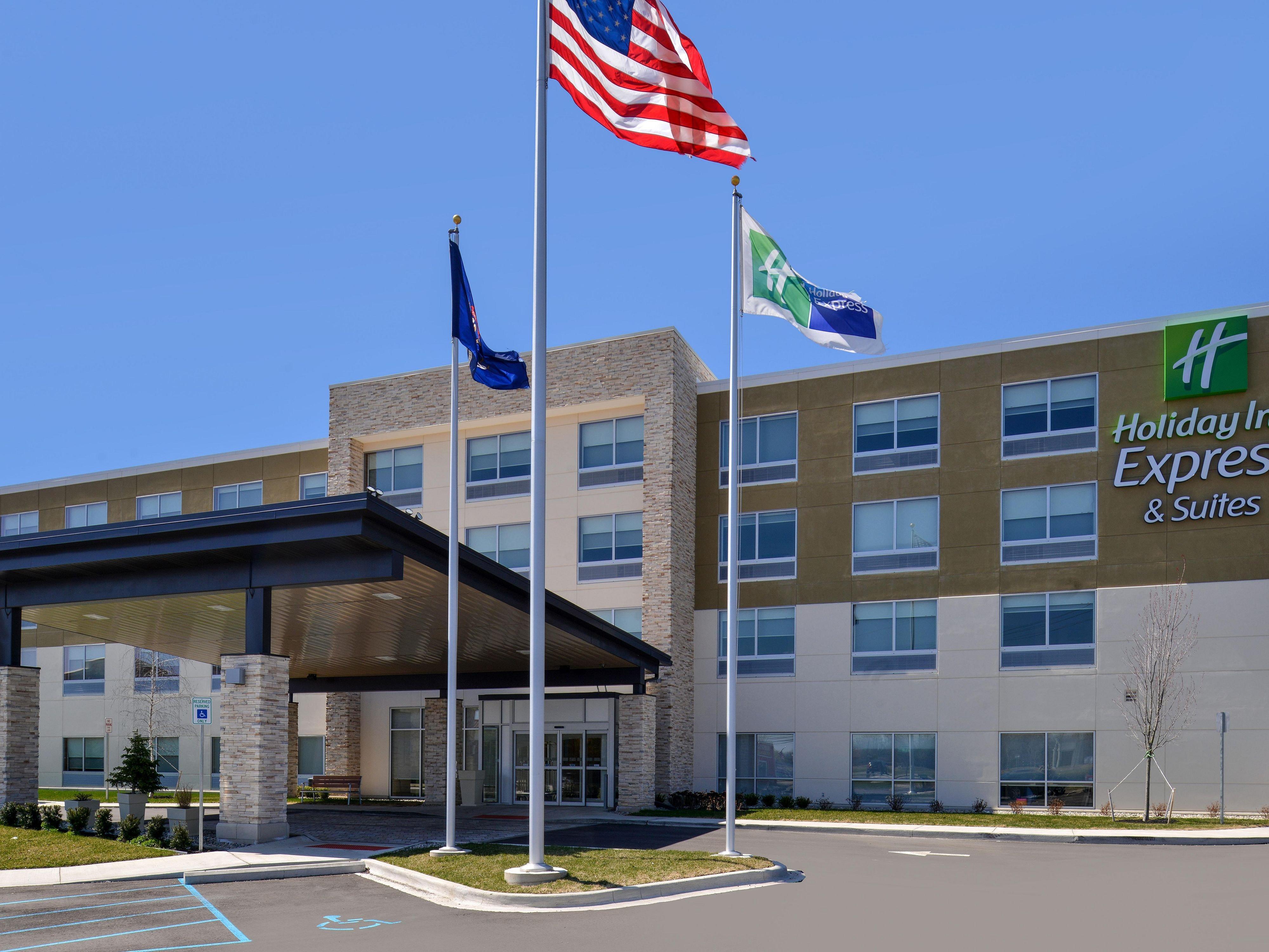 Holiday Inn Express & Suites - Brighton South - Us 23 By Ihg Buitenkant foto