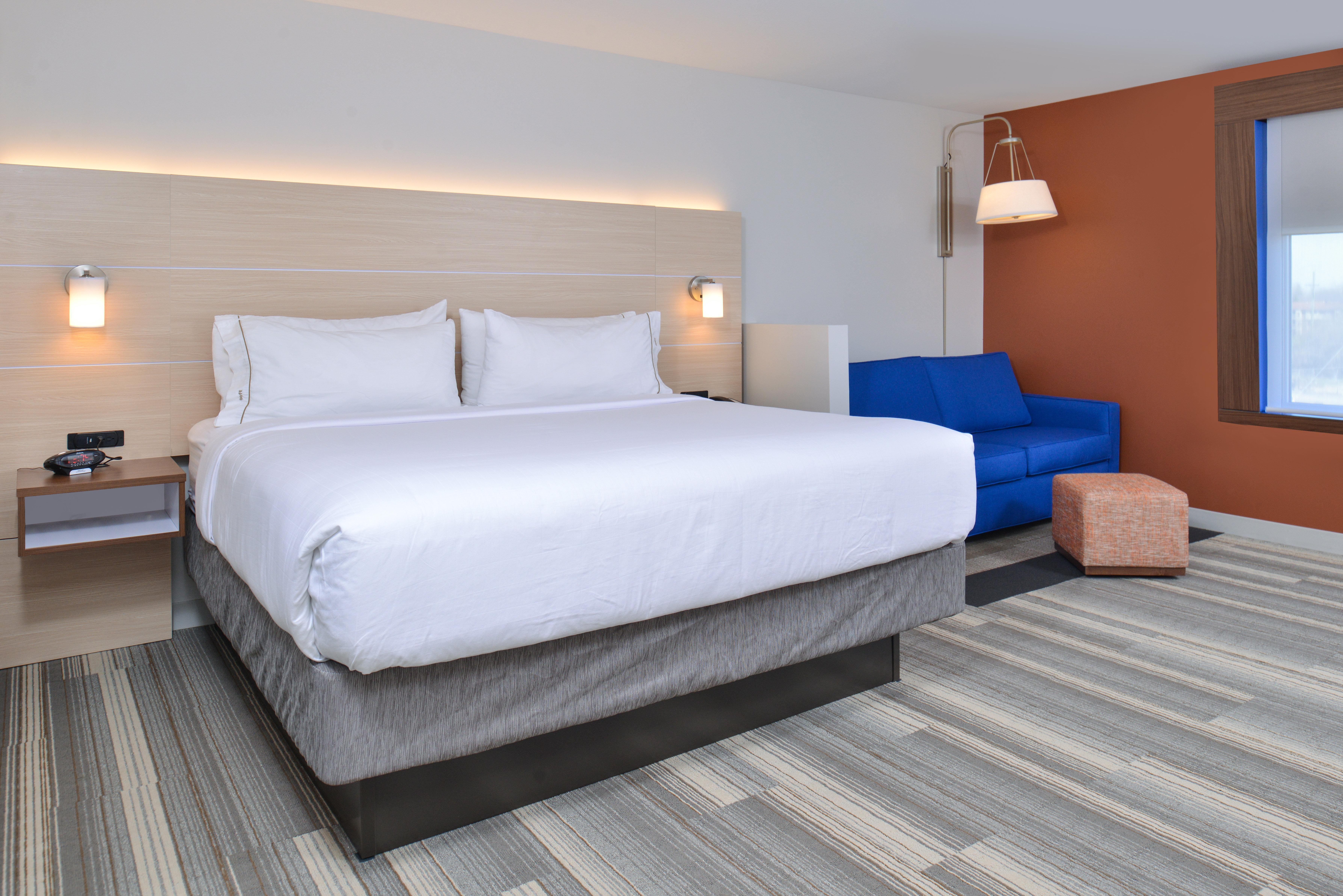 Holiday Inn Express & Suites - Brighton South - Us 23 By Ihg Buitenkant foto