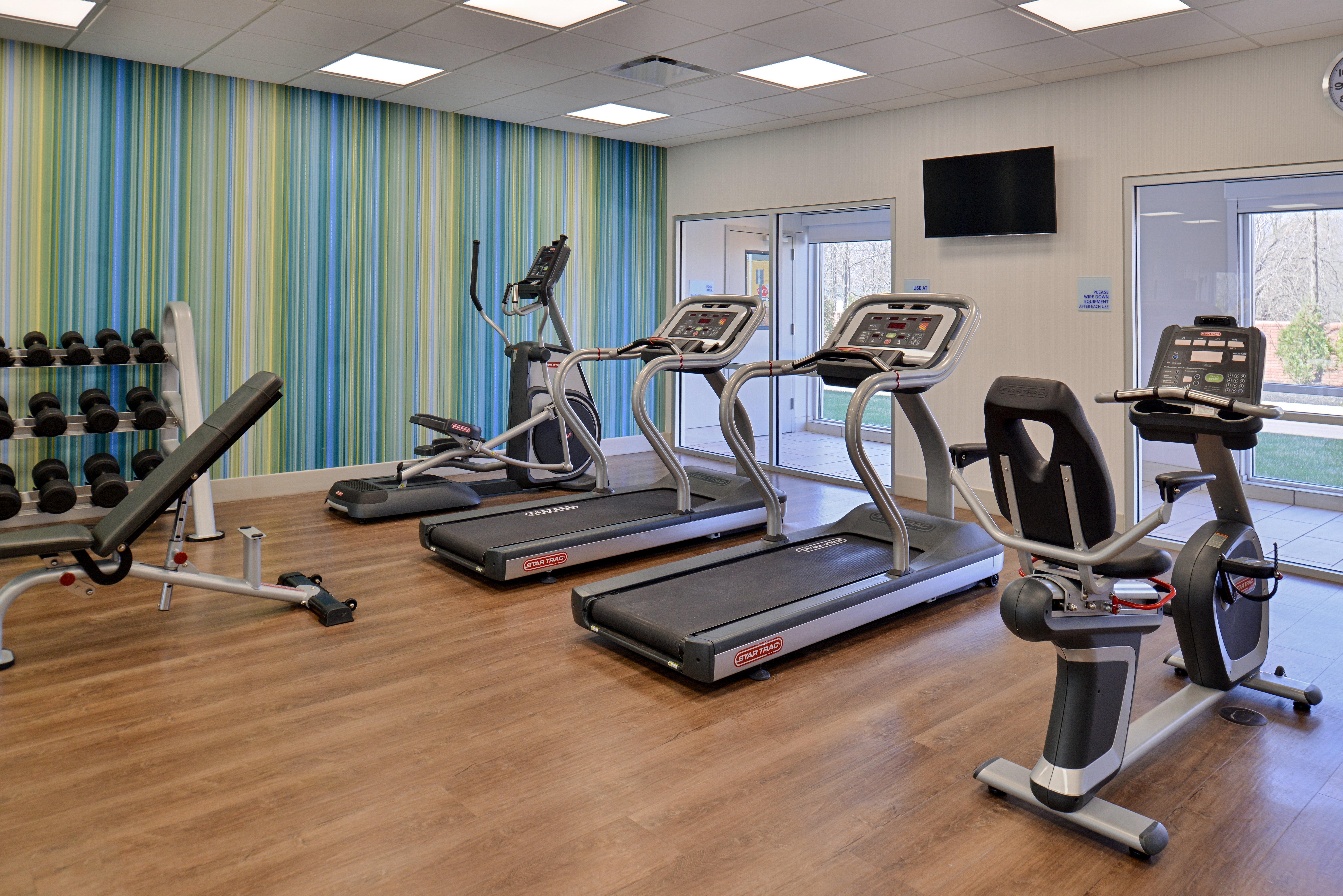 Holiday Inn Express & Suites - Brighton South - Us 23 By Ihg Buitenkant foto